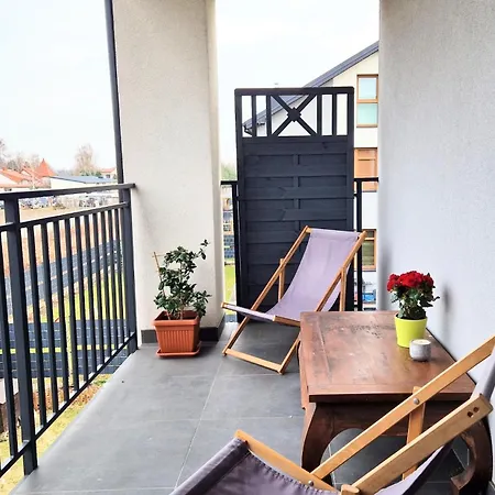 Townhouse In Ursynow With Parking 3 *