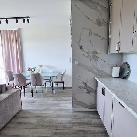 شقة Townhouse In Ursynow With Parking 3 Dabrowka (Wadowice)