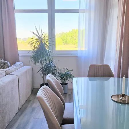 Townhouse In Ursynow With Parking 3