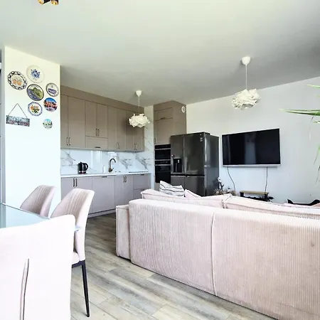 Townhouse In Ursynow With Parking 3 Dabrowka (Wadowice)